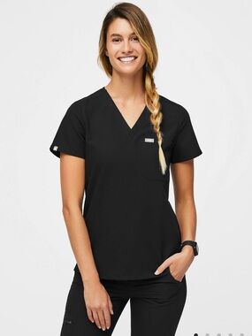Figs Catarina One-Pocket Scrub Top